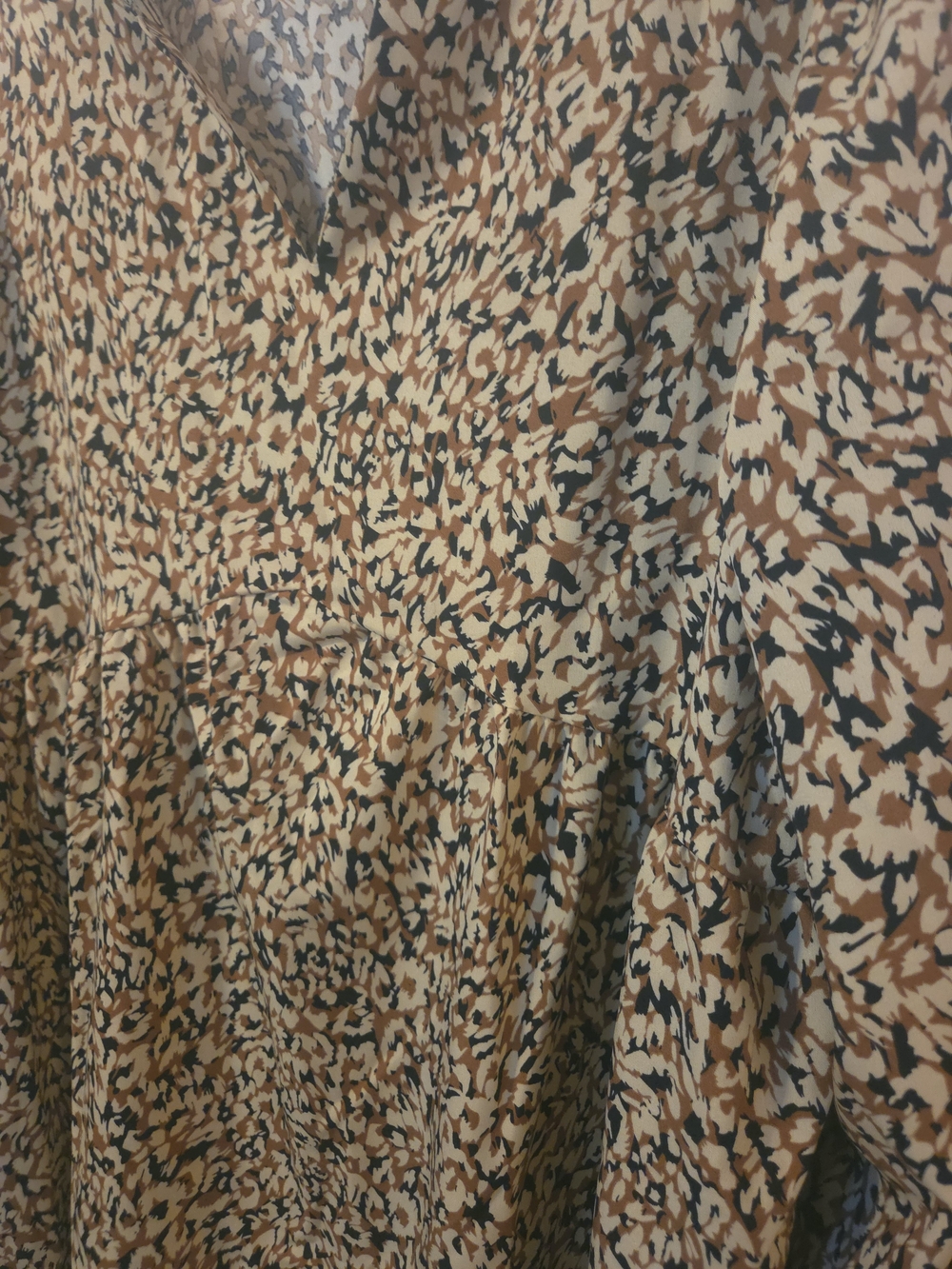 SHEIN Tan and Black Animal-Print V-Neck Dress - Picture 5 of 8
